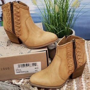 Musse & Cloud Leather Athya NWT size 6